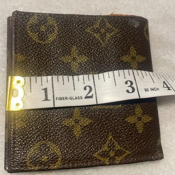 LV Monogram Wallet - Picture 11 of 12